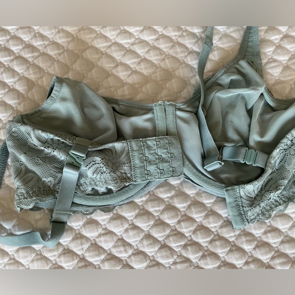 Wacoal 851334 Soft Sense Underwire Lace Bra in Soft Blue 34DD - Picture 13 of 16